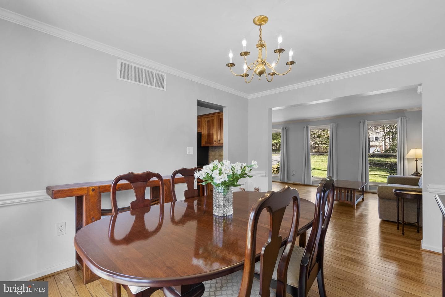 212 Ambleside Drive photo 9