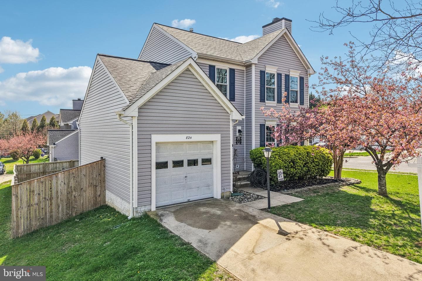 824 Snow Valley Lane photo 2