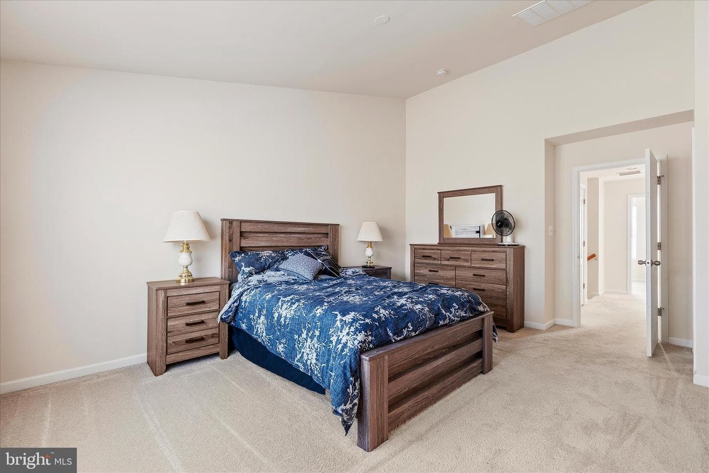 1038 Pultney Lane photo 17