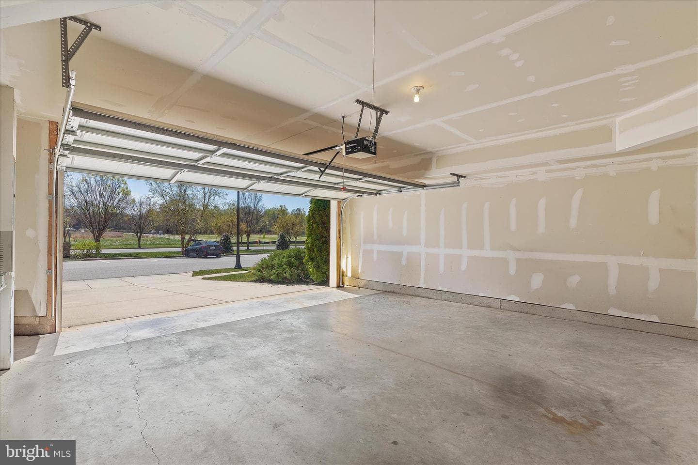 1038 Pultney Lane photo 33