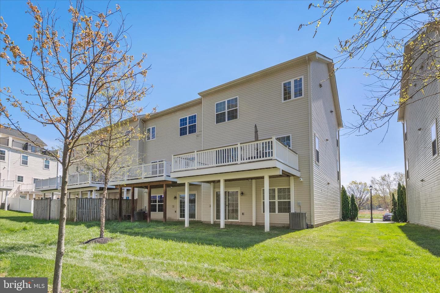 1038 Pultney Lane photo 39