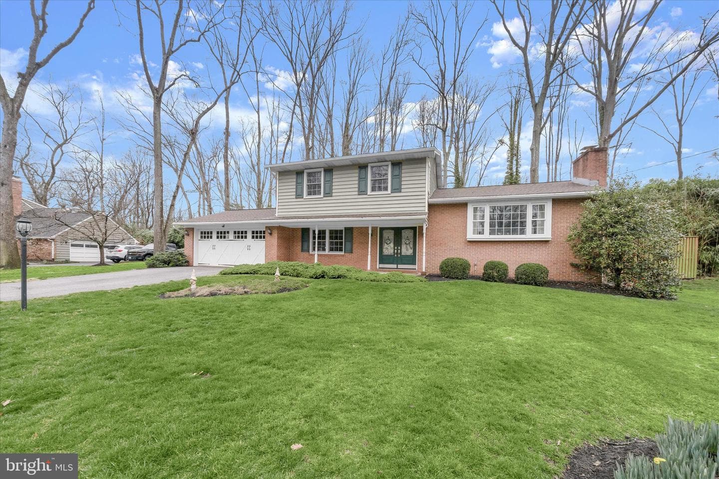 1146 Valley Drive photo 3