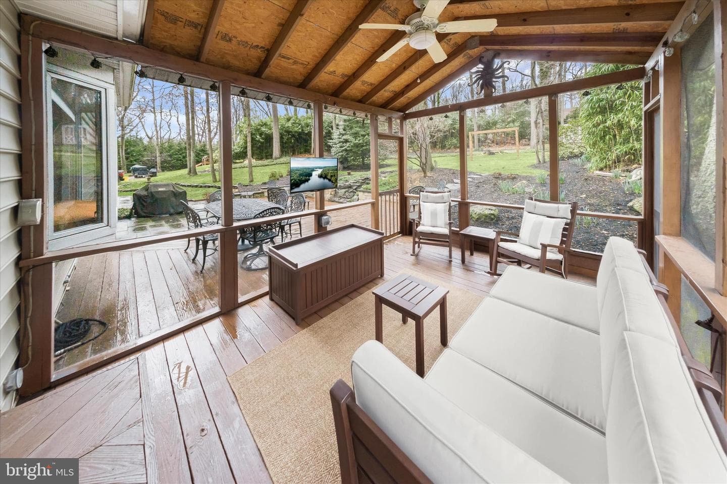 1146 Valley Drive photo 37
