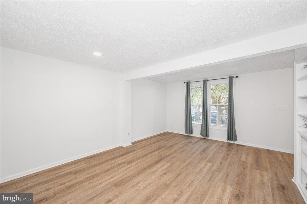 8236 Shady Nook Court photo 12