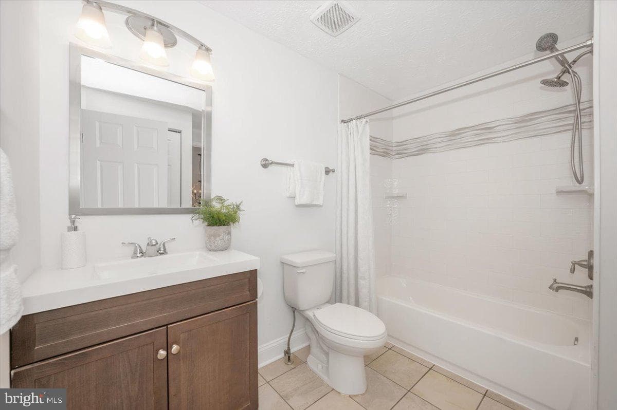8236 Shady Nook Court photo 26