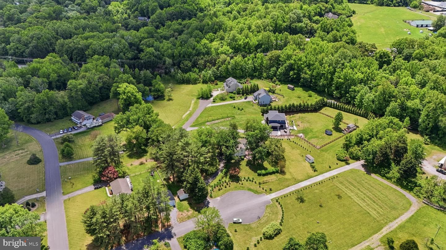 3479 Savannah Drive photo 34