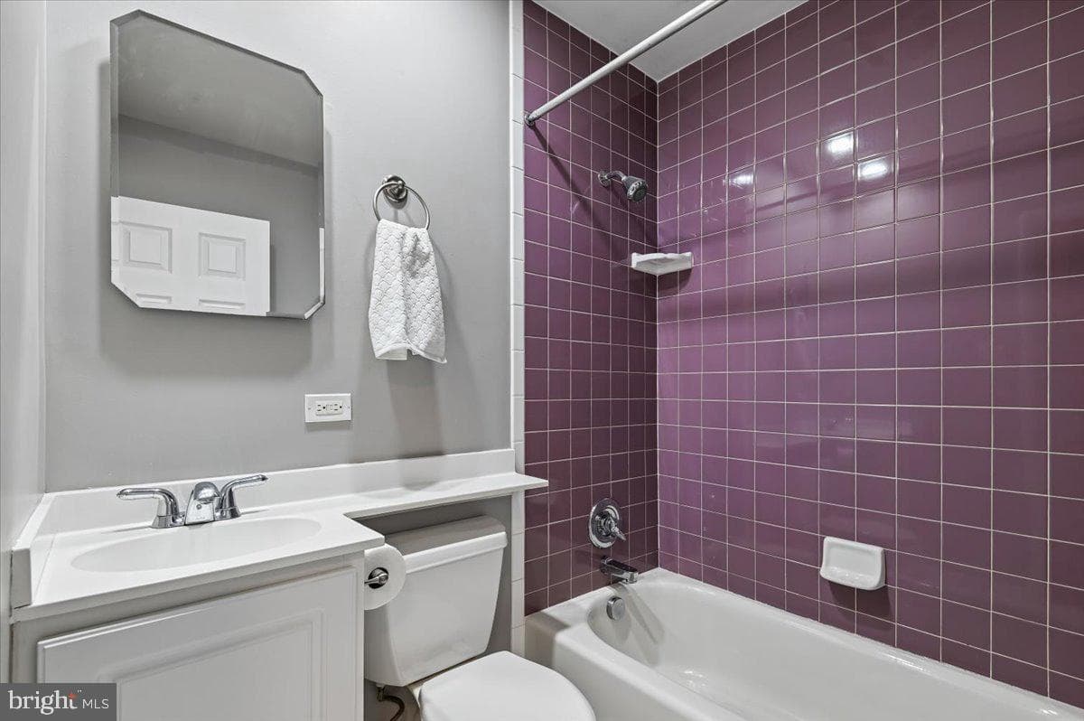1266 Seabright Drive photo 23