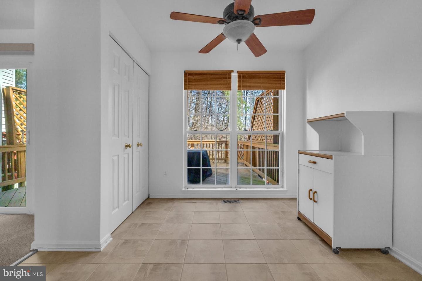220 Arcadia Shores Circle photo 18