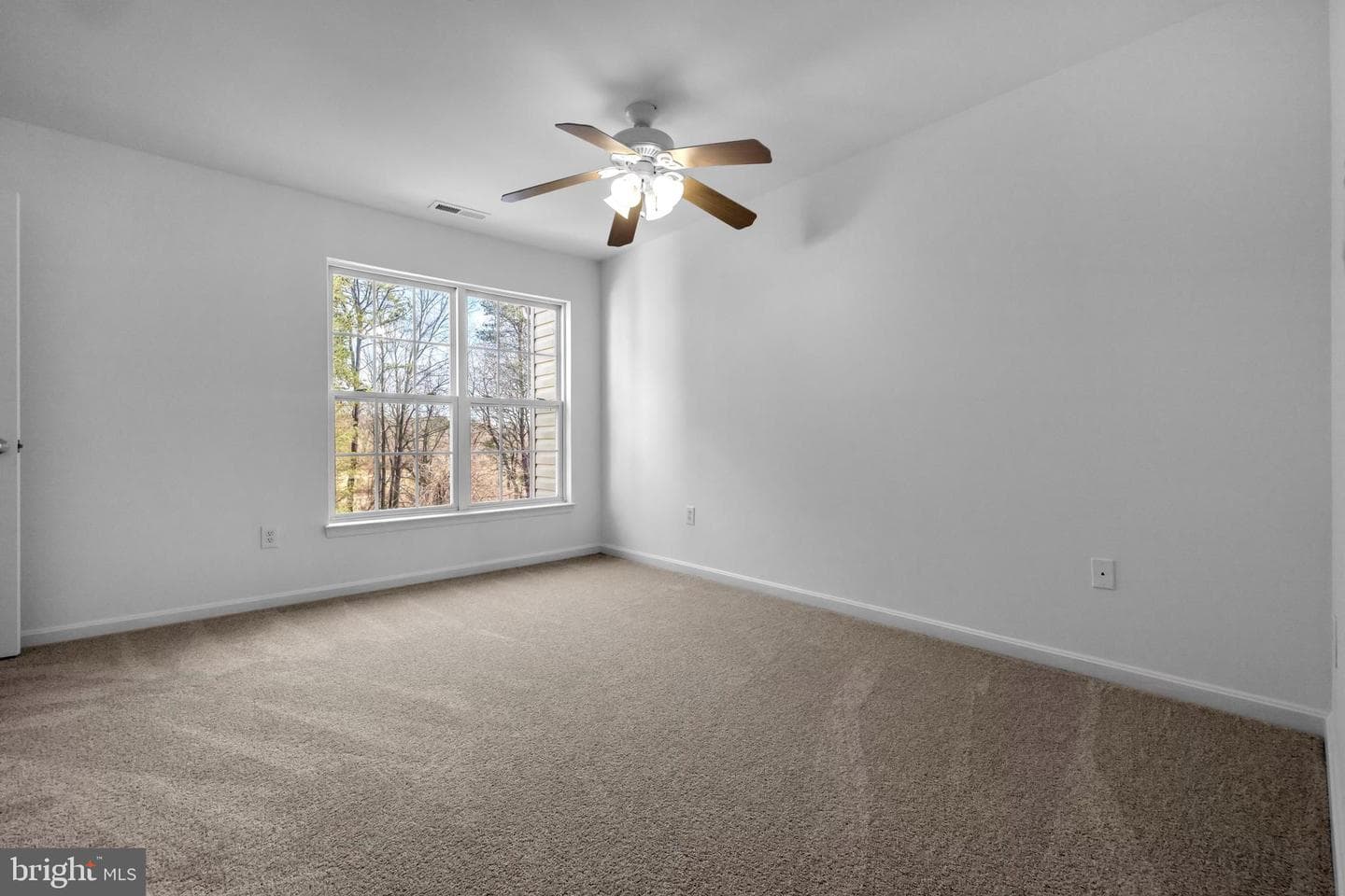 220 Arcadia Shores Circle photo 21