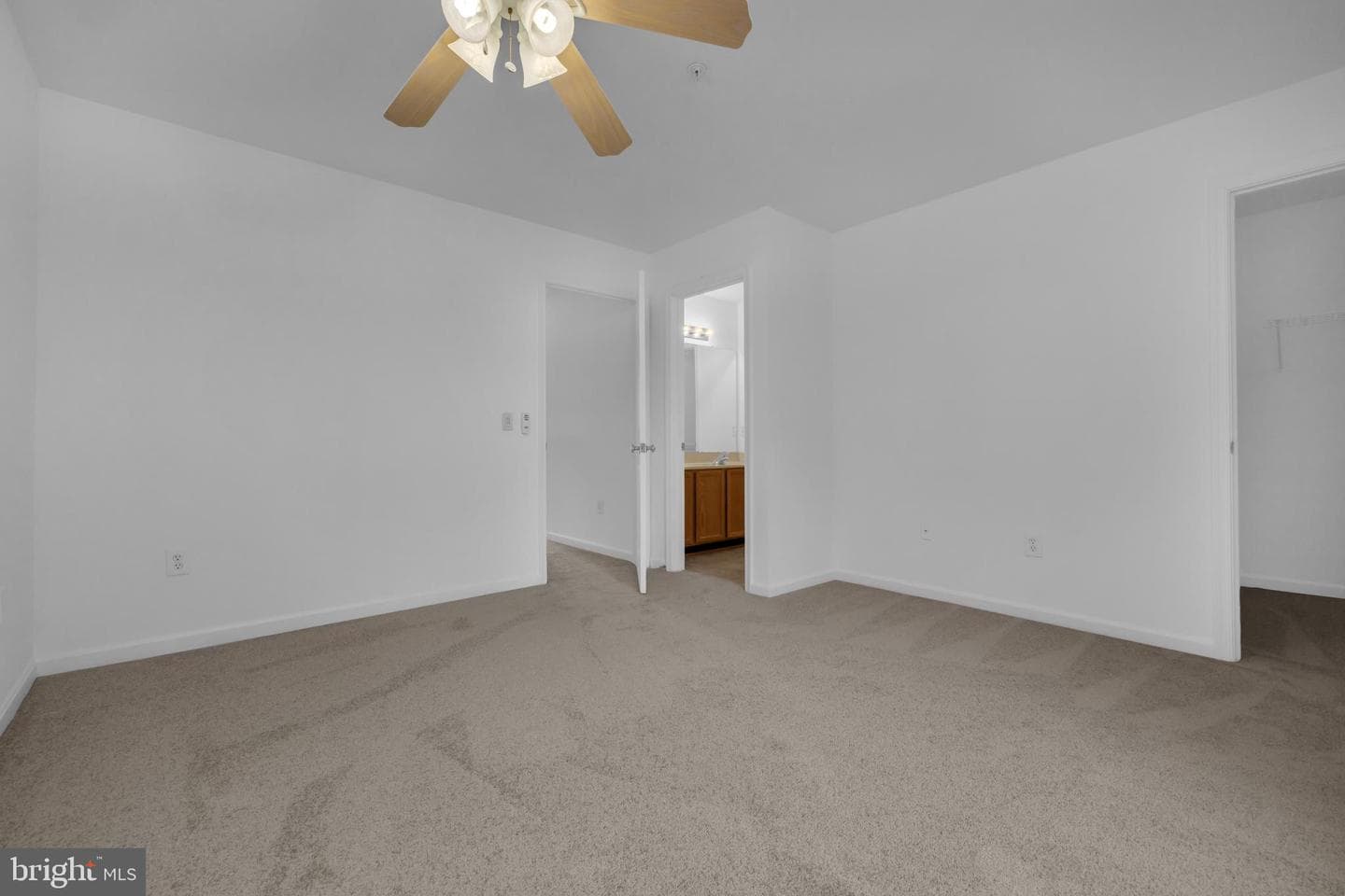 220 Arcadia Shores Circle photo 22