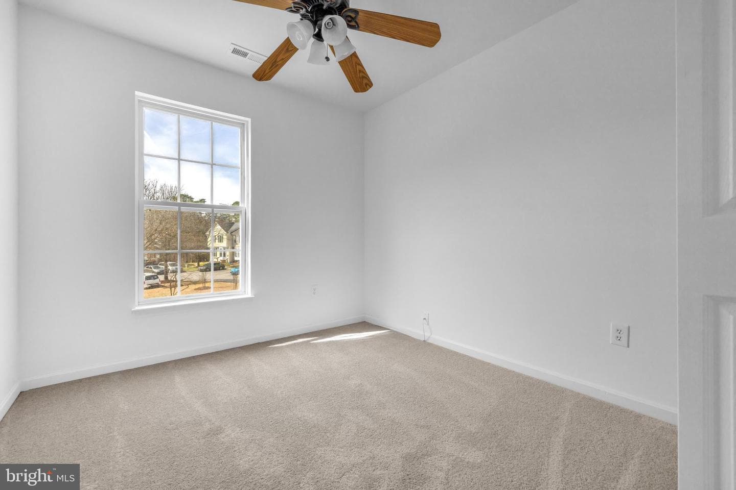 220 Arcadia Shores Circle photo 31