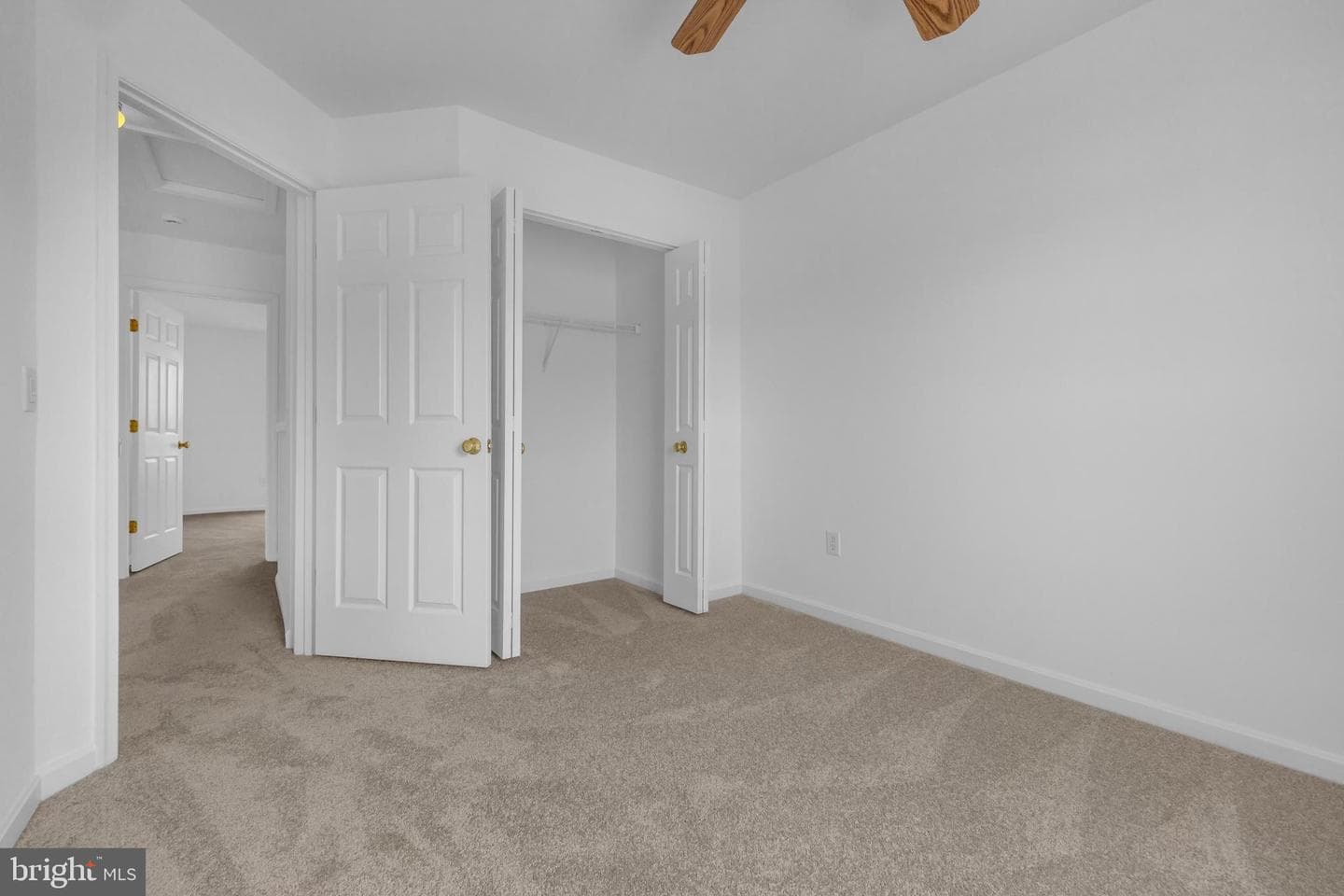 220 Arcadia Shores Circle photo 33