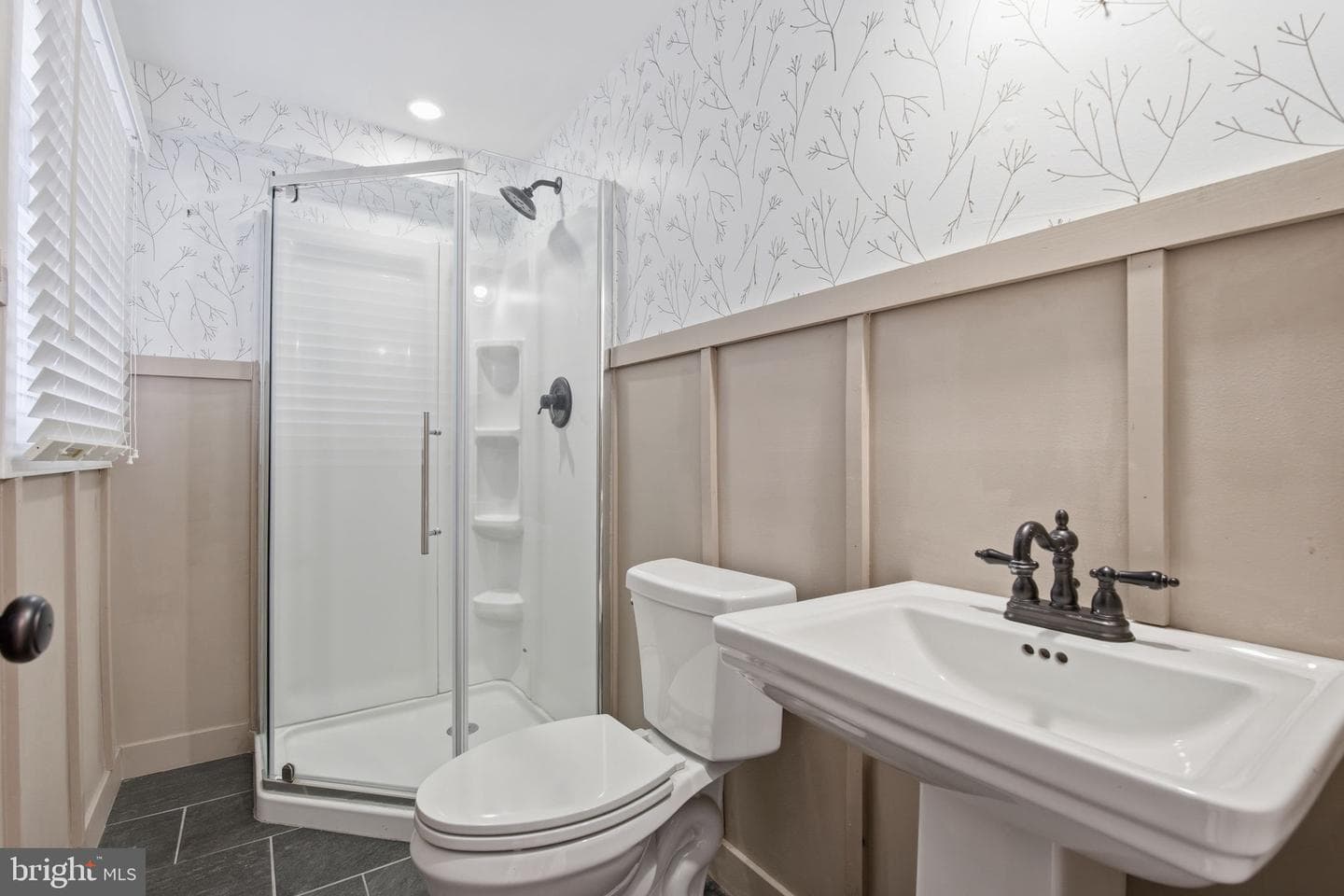7926 Tower Court Road photo 19