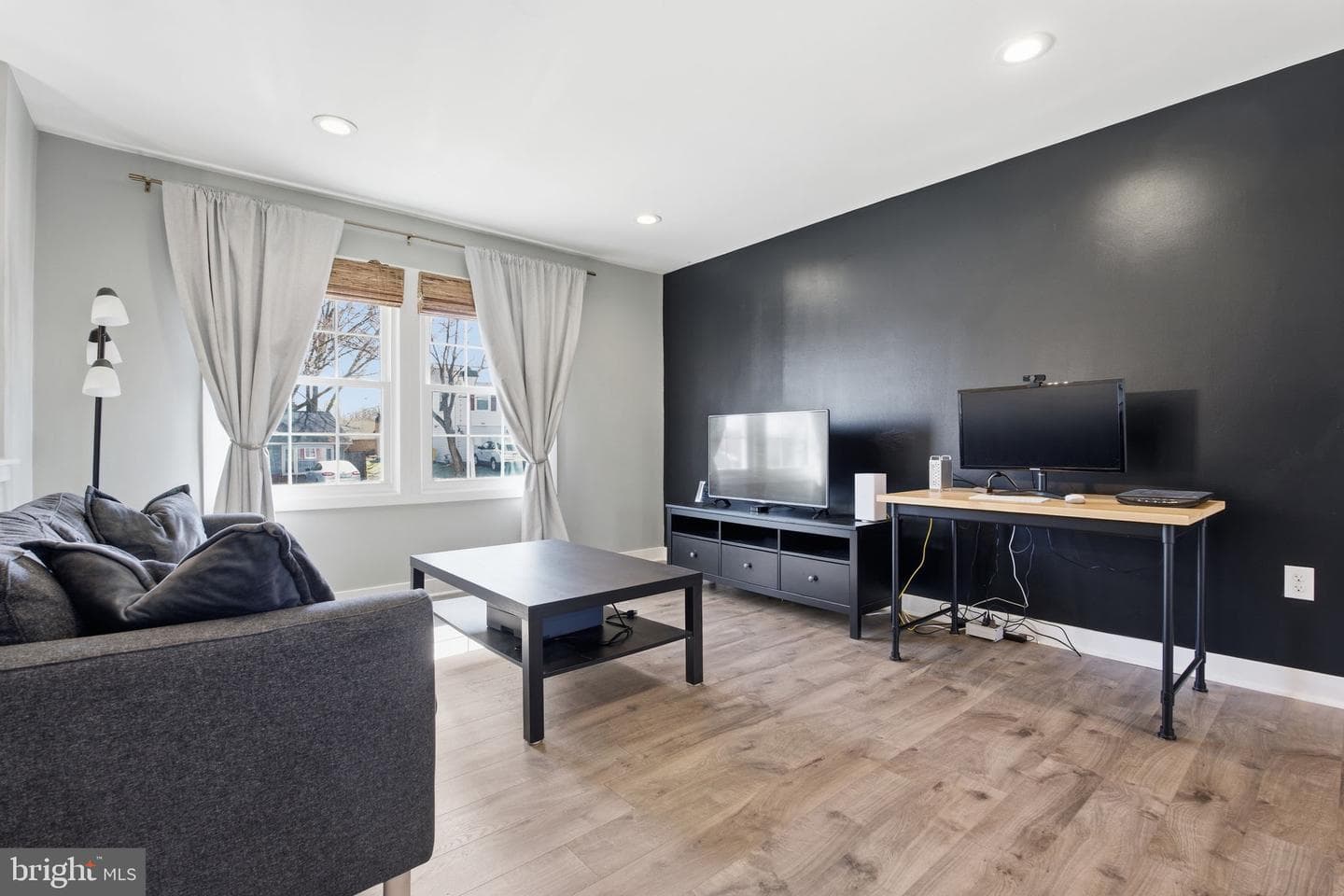 7926 Tower Court Road photo 2