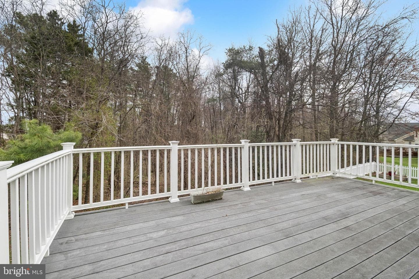 7404 Thames River Drive photo 38