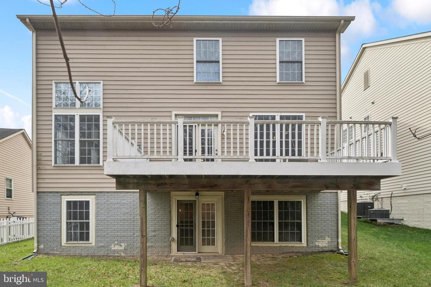 7404 Thames River Drive photo 40