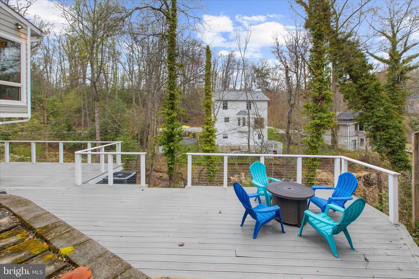 2642 Queen Anne Circle photo 43