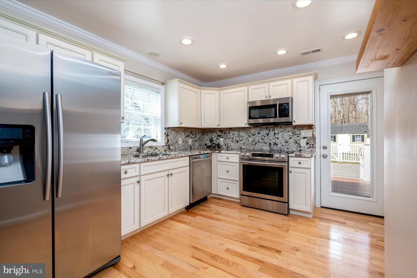 5646 Deale Churchton Road photo 6