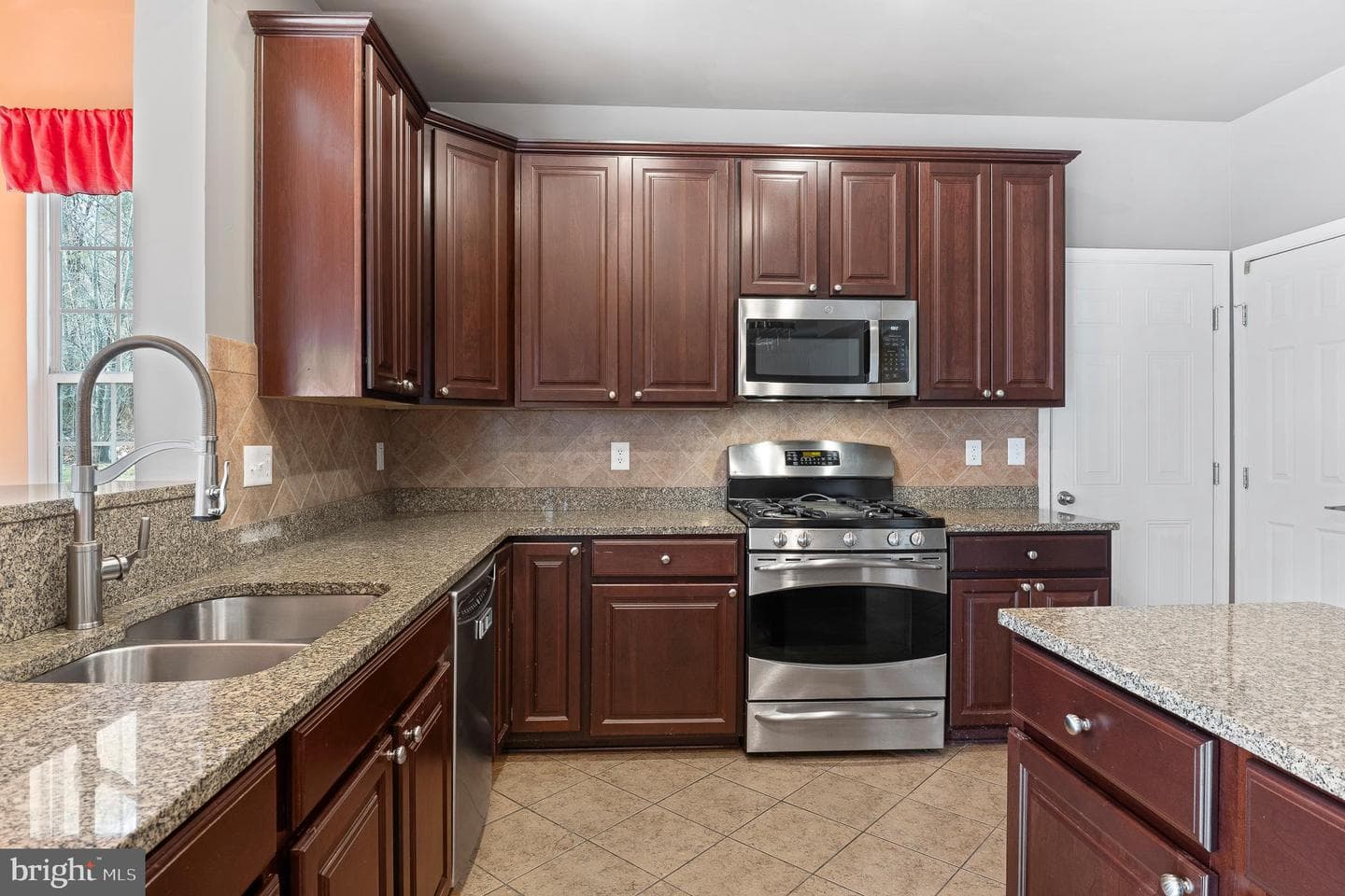 318 Wild Willow Way photo 26