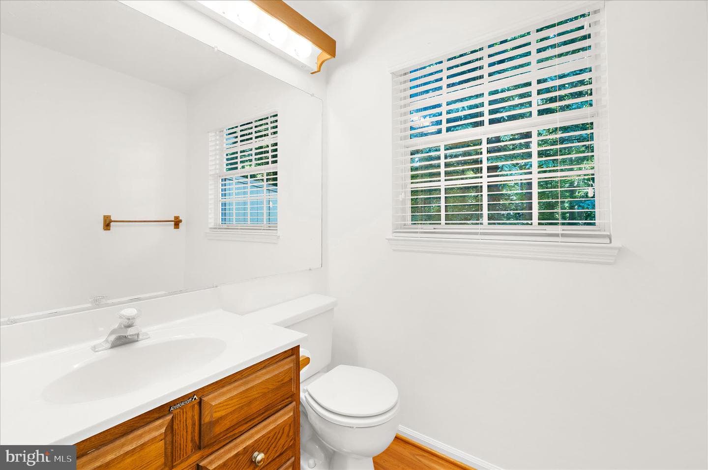 1678 Wickham Way photo 21