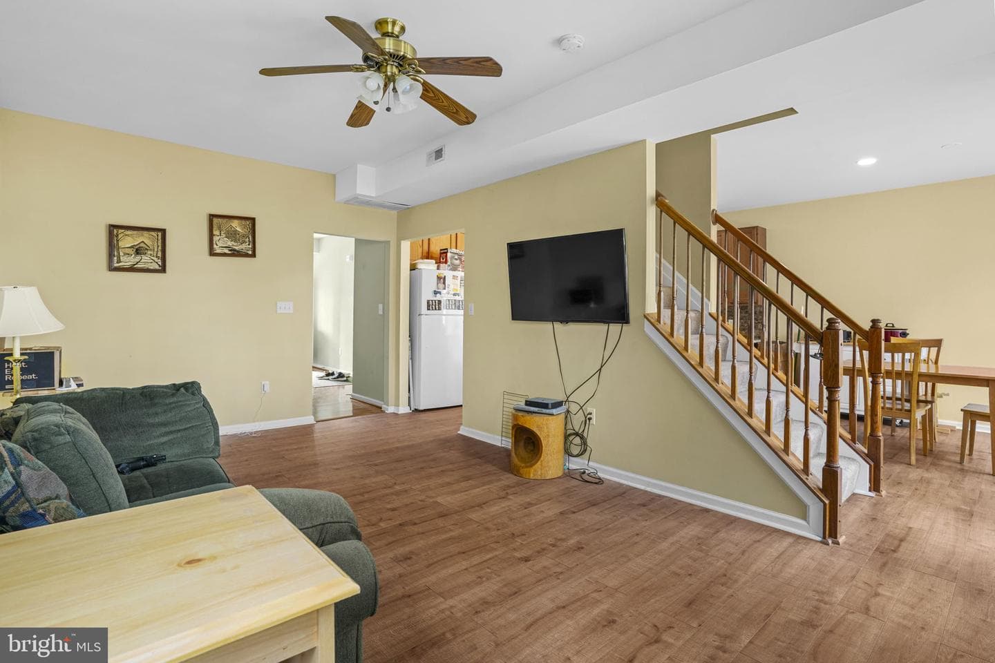 1006 Henry Avenue photo 7
