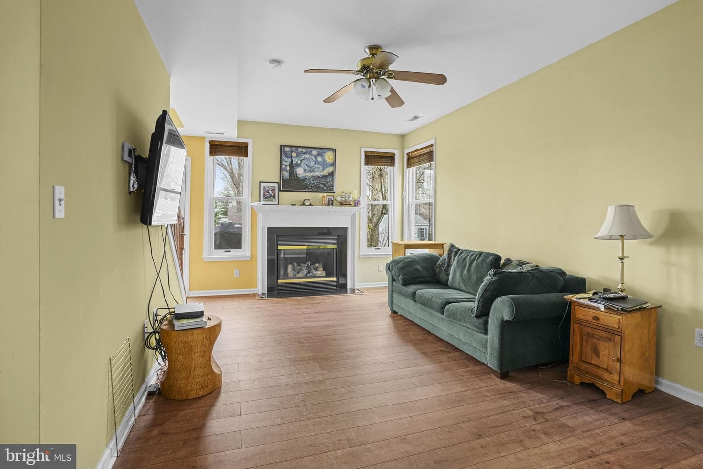 1006 Henry Avenue photo 9