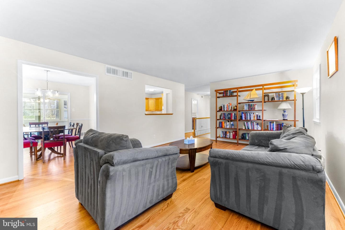 310 Fernwood photo 18
