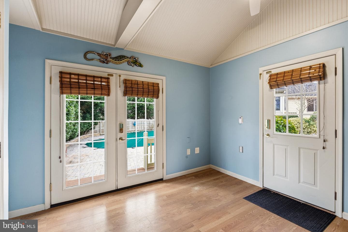 218 Lees Lane photo 35