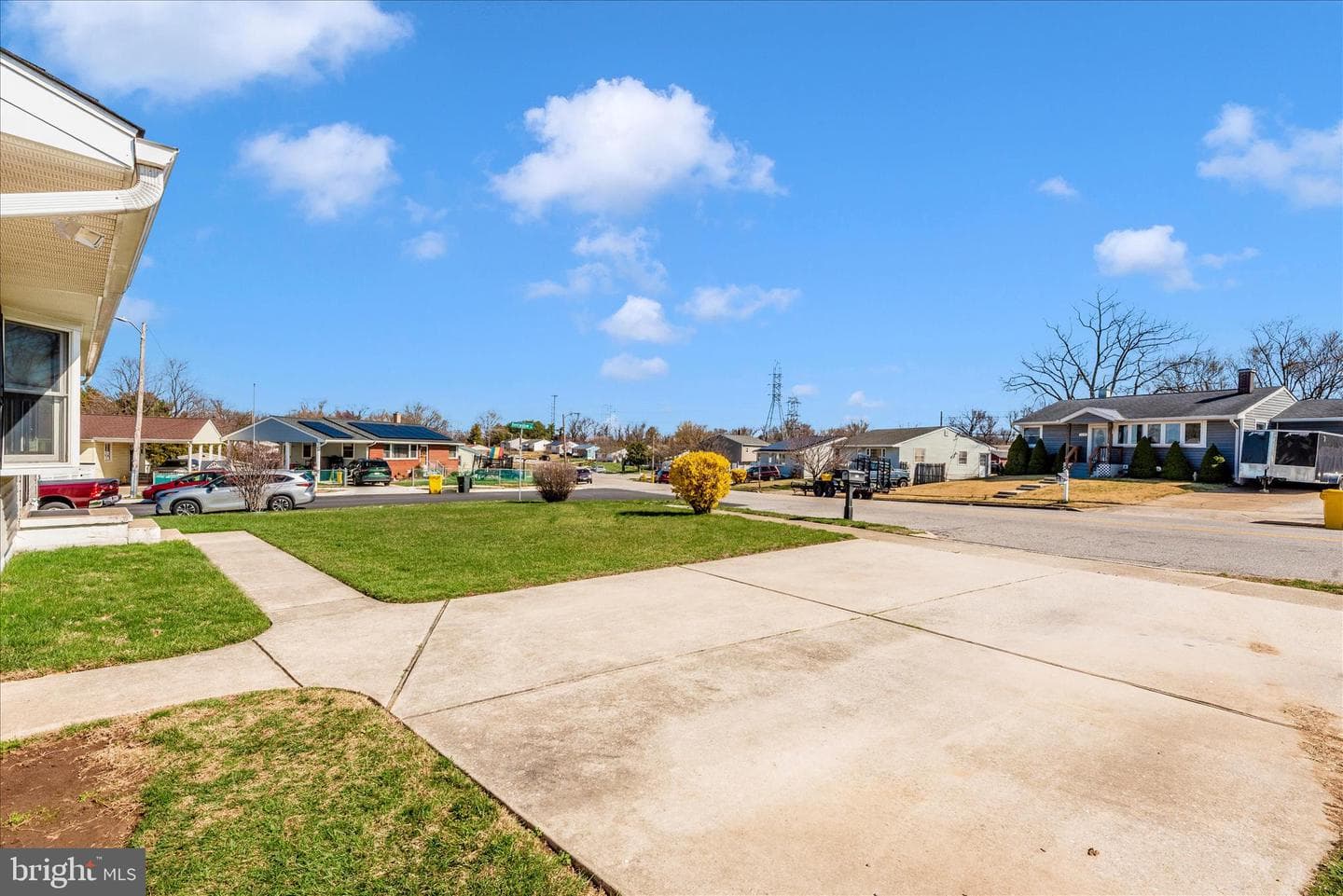 1628 Pleasantville Drive photo 2