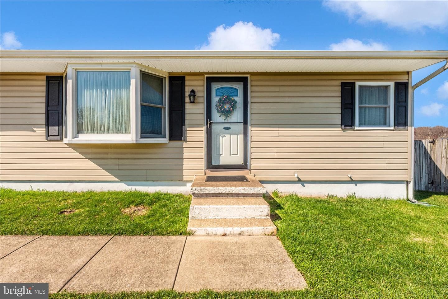 1628 Pleasantville Drive photo 4