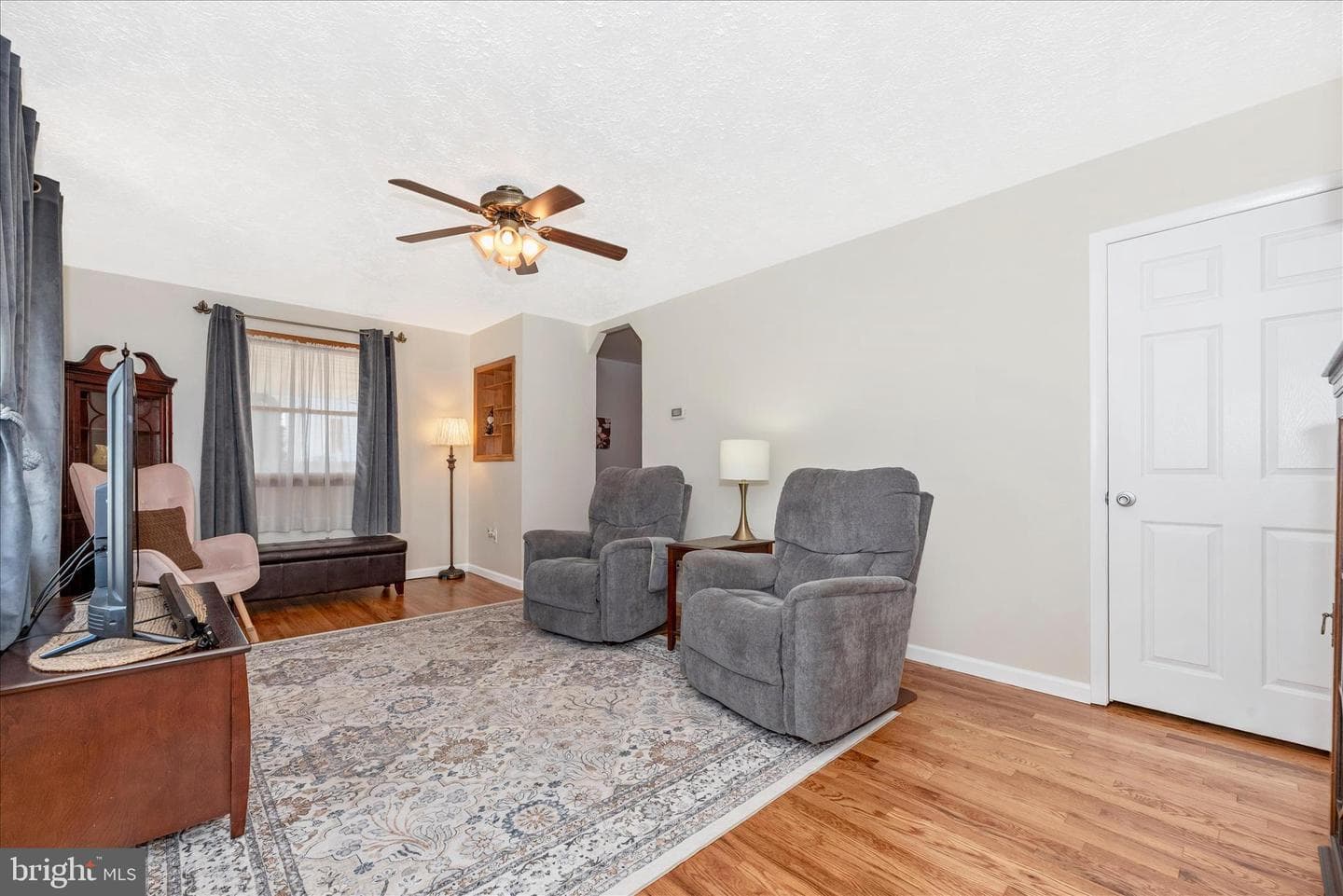 1628 Pleasantville Drive photo 8
