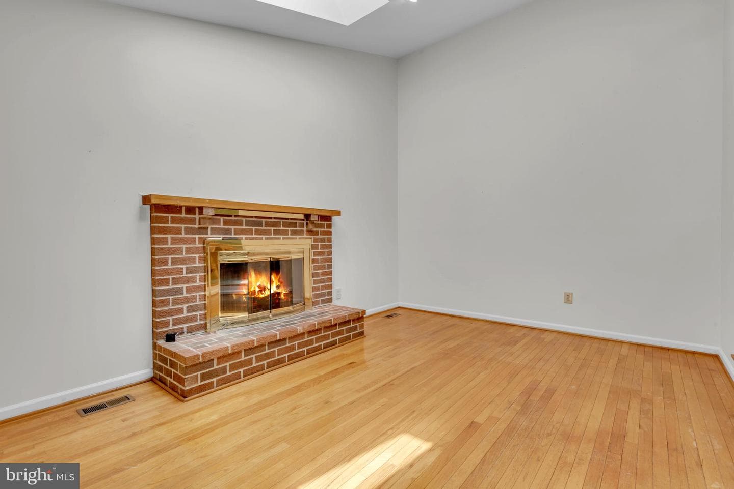 285 Shakespeare Drive photo 25