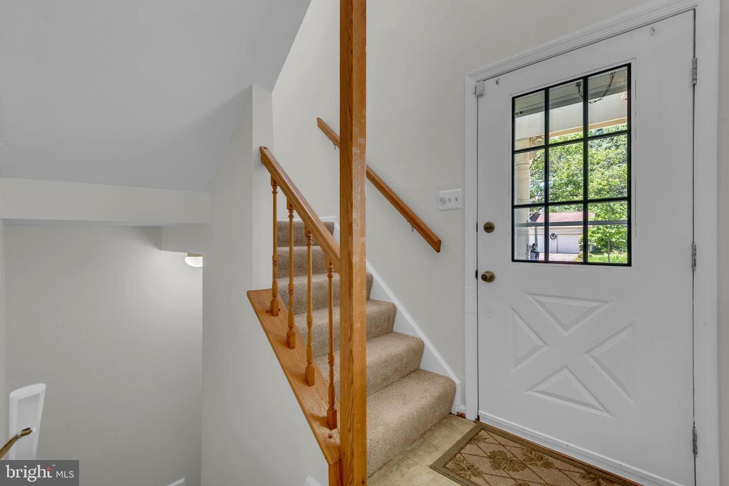 285 Shakespeare Drive photo 30