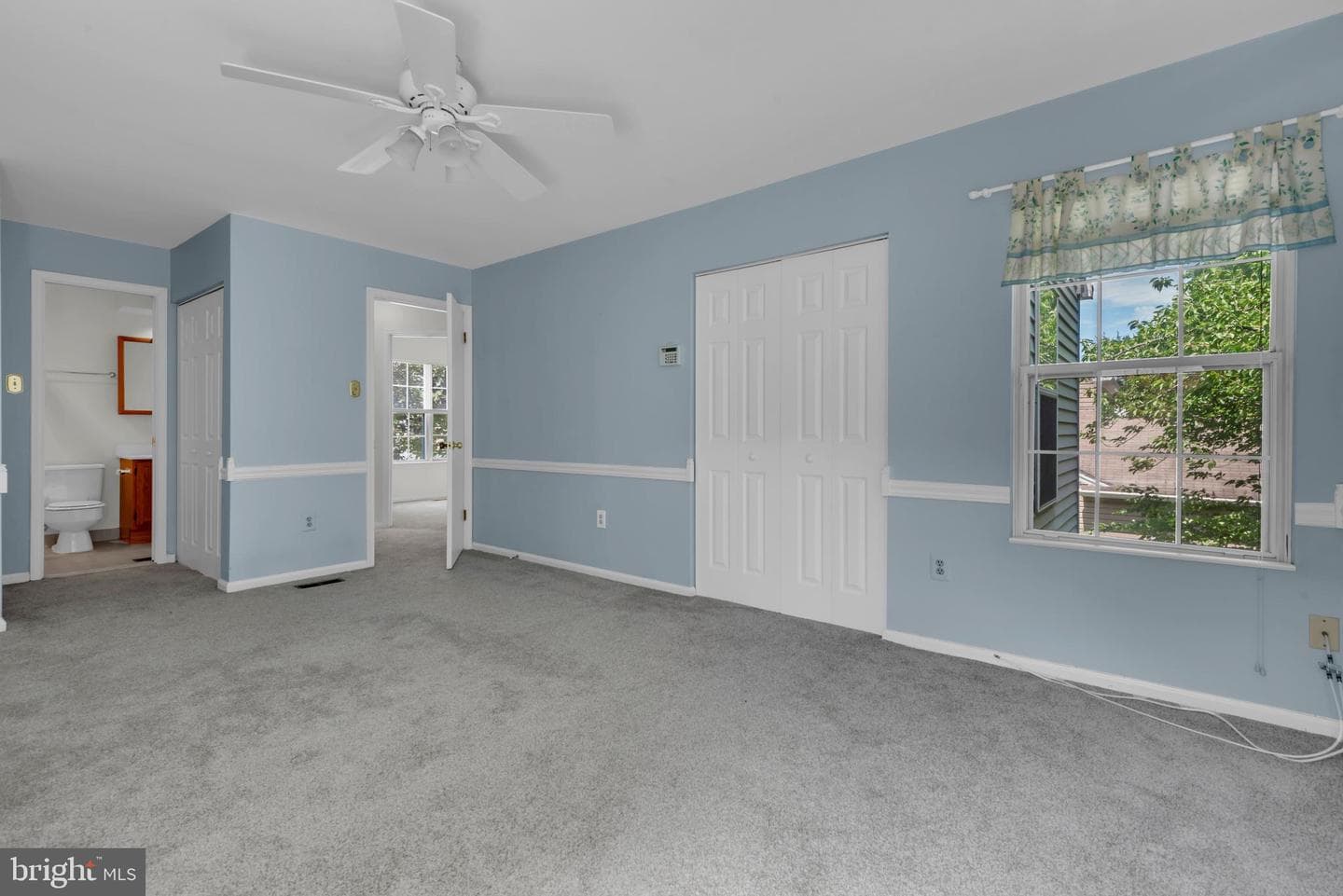 285 Shakespeare Drive photo 39