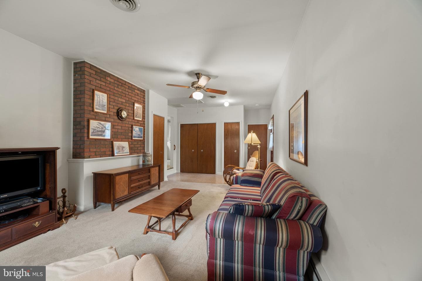 618 Fairmount Road photo 9