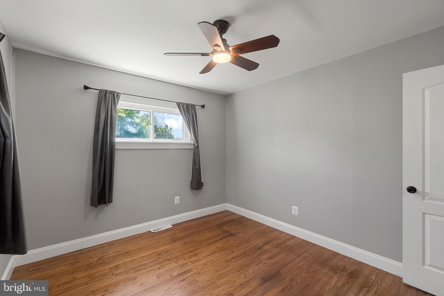 109 Herbert Court photo 15