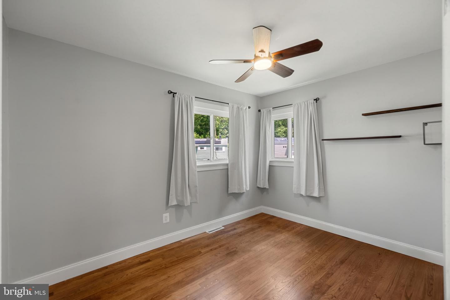 109 Herbert Court photo 18