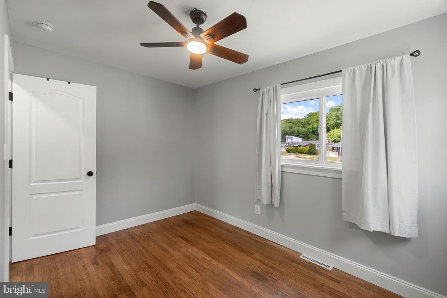 109 Herbert Court photo 21