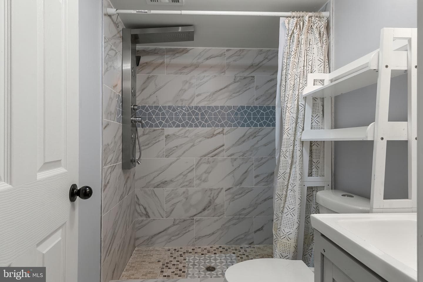 109 Herbert Court photo 33