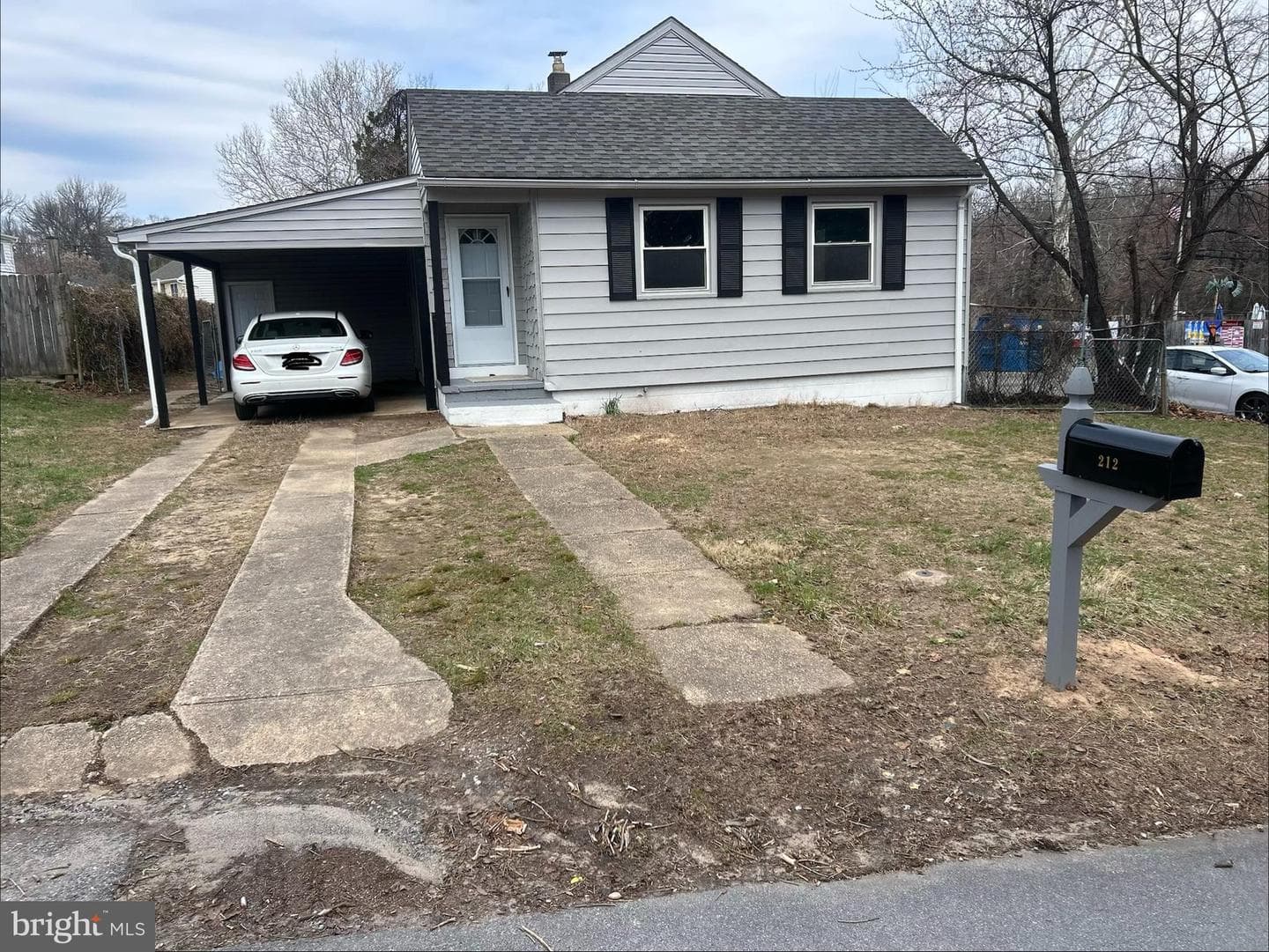 212 Sycamore Road