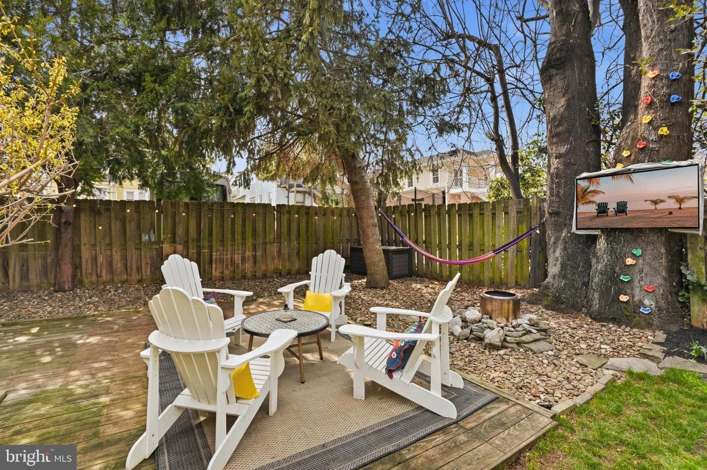11 Glen Avenue N photo 20