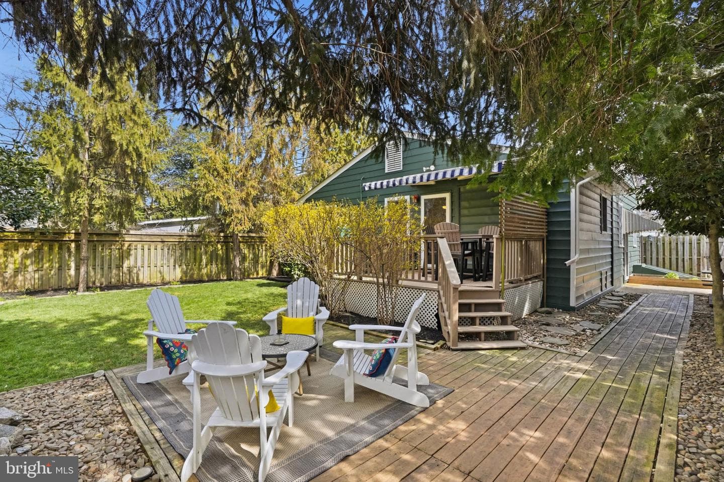 11 Glen Avenue N photo 22