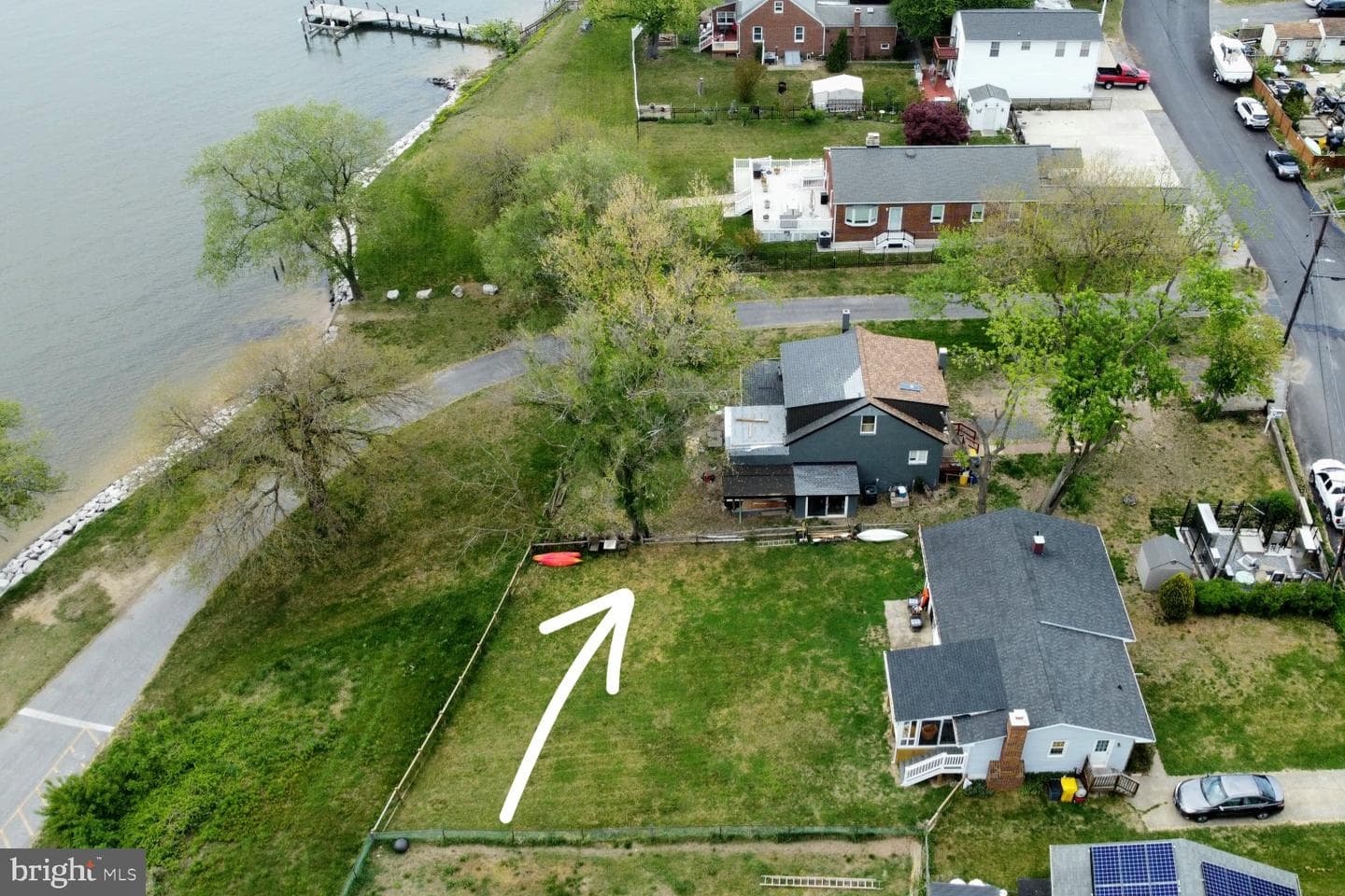 208 Harlem Road photo 5
