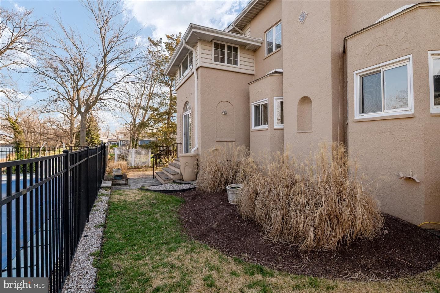 20 Granada Road photo 56