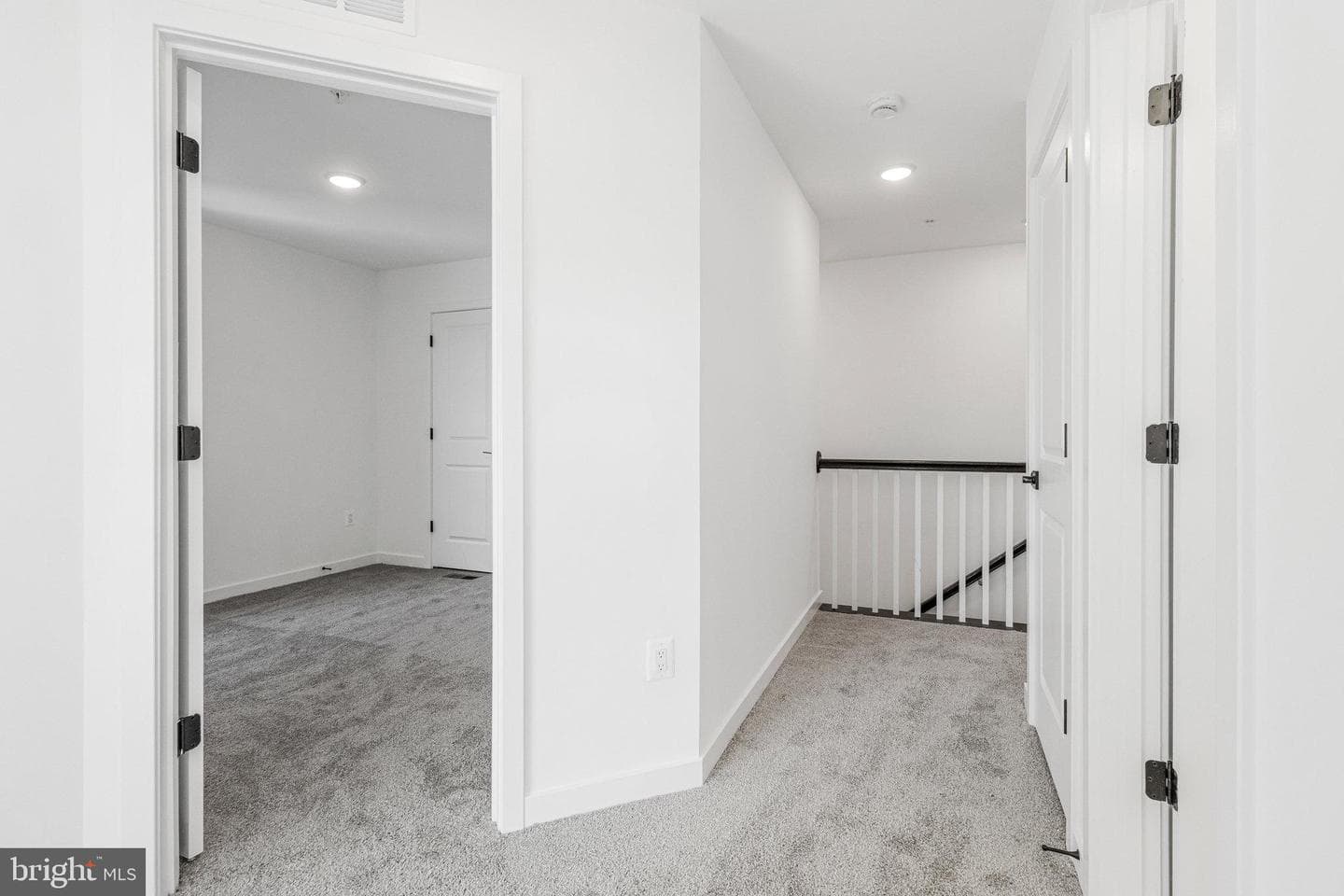 5726 Howard Drive photo 53