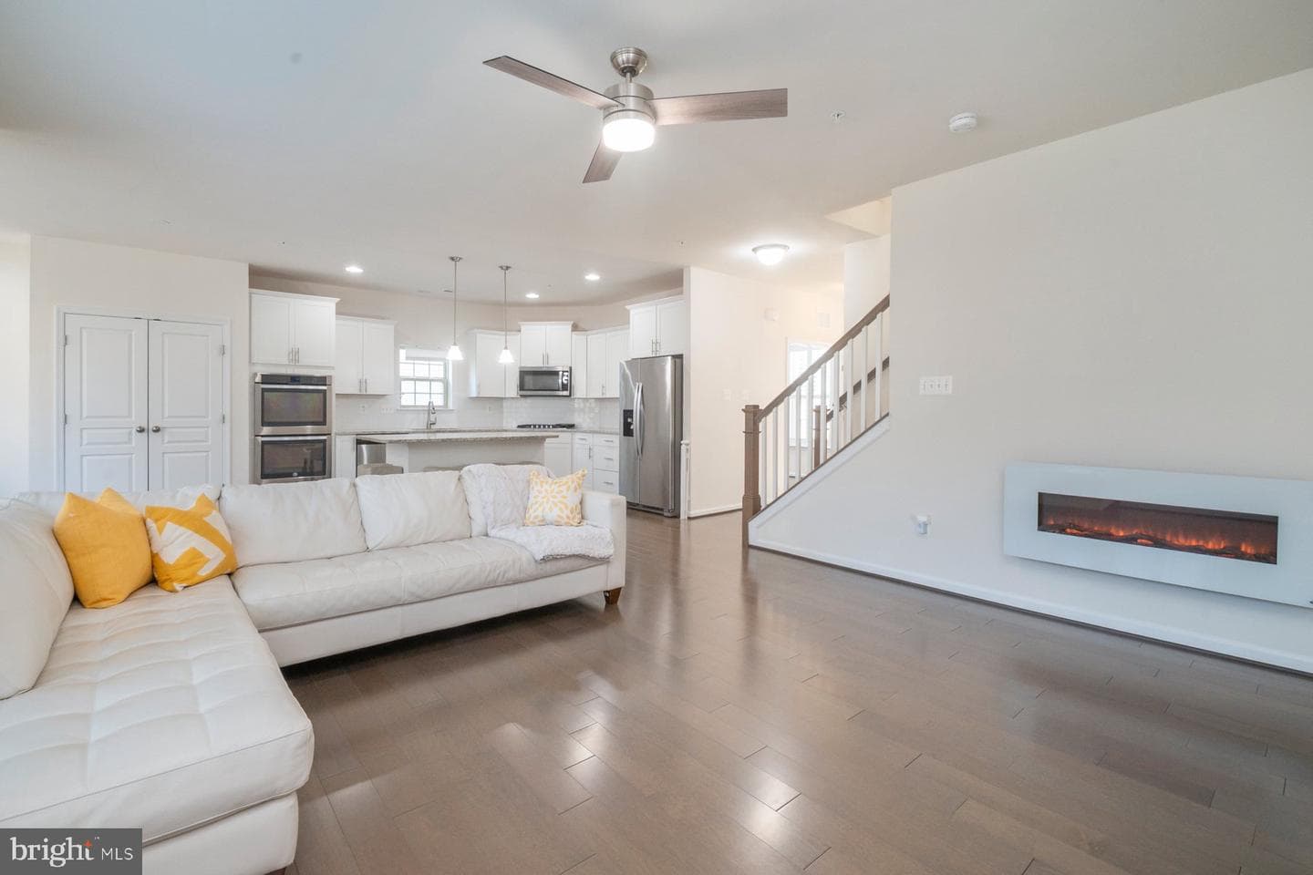 7605 Gigur Drive photo 10