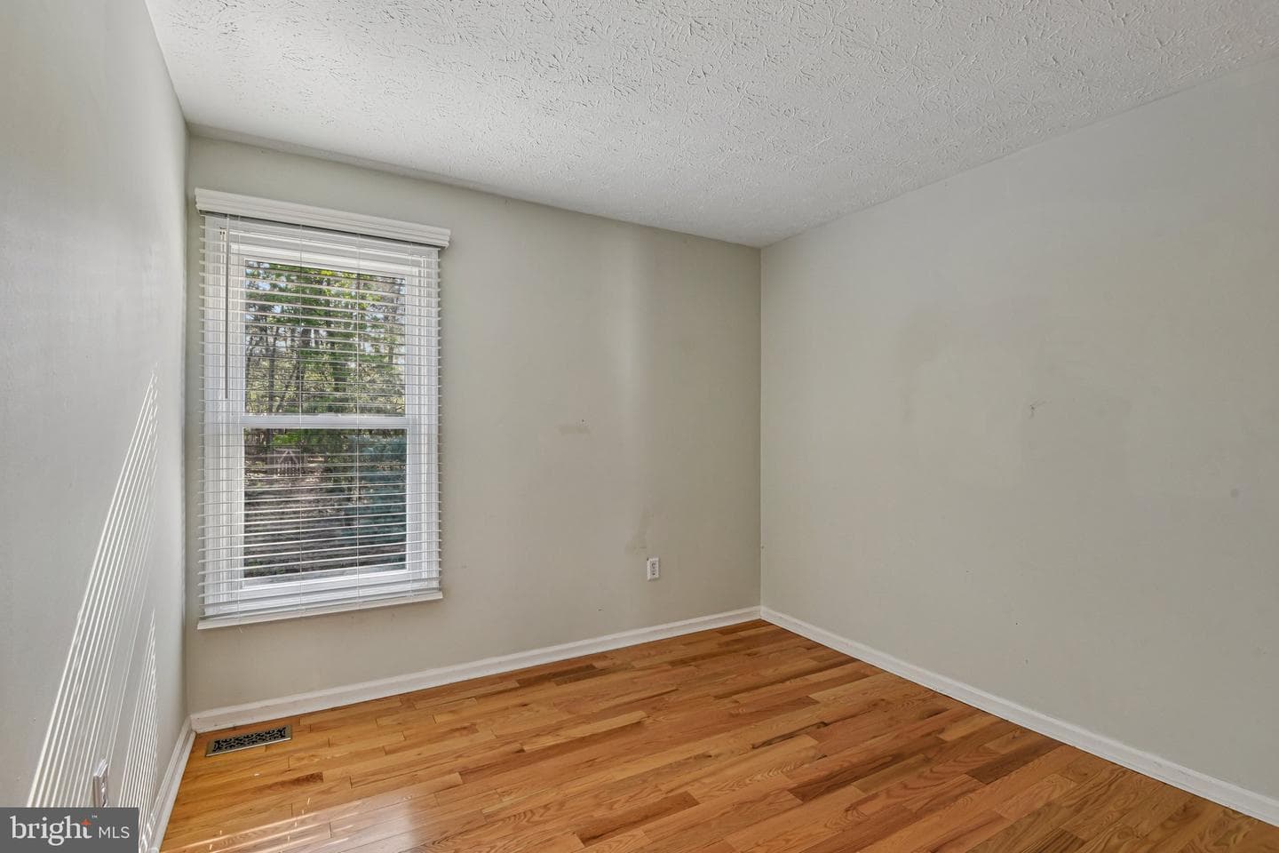7617 Bear Forest Road photo 16