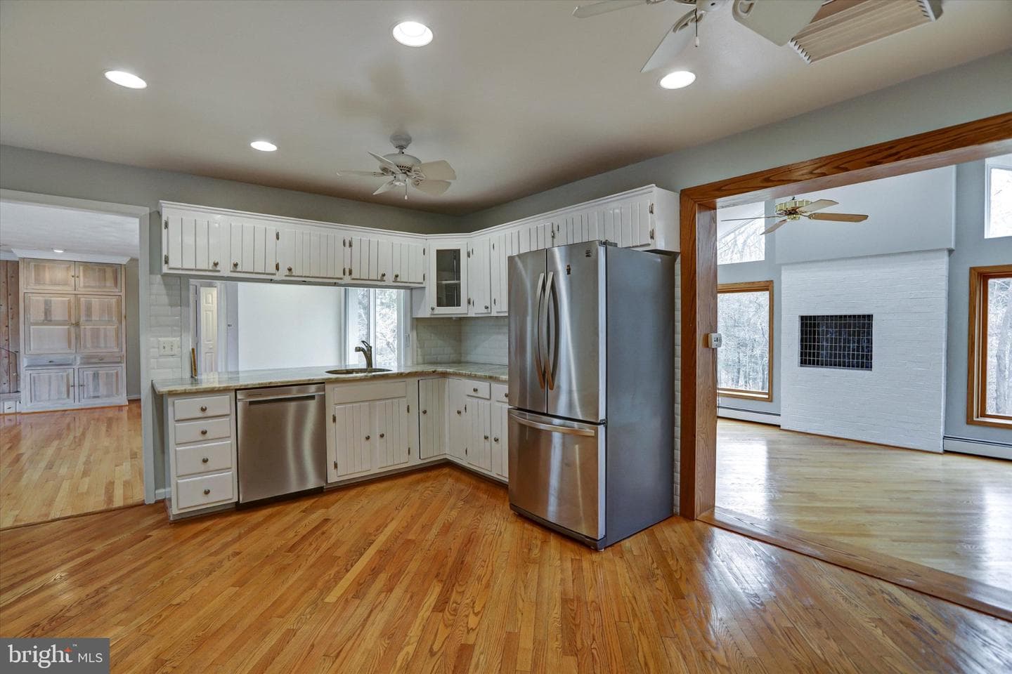 3463 Constellation Drive photo 17