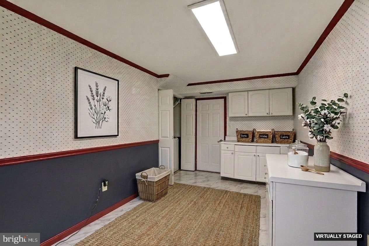 3463 Constellation Drive photo 46