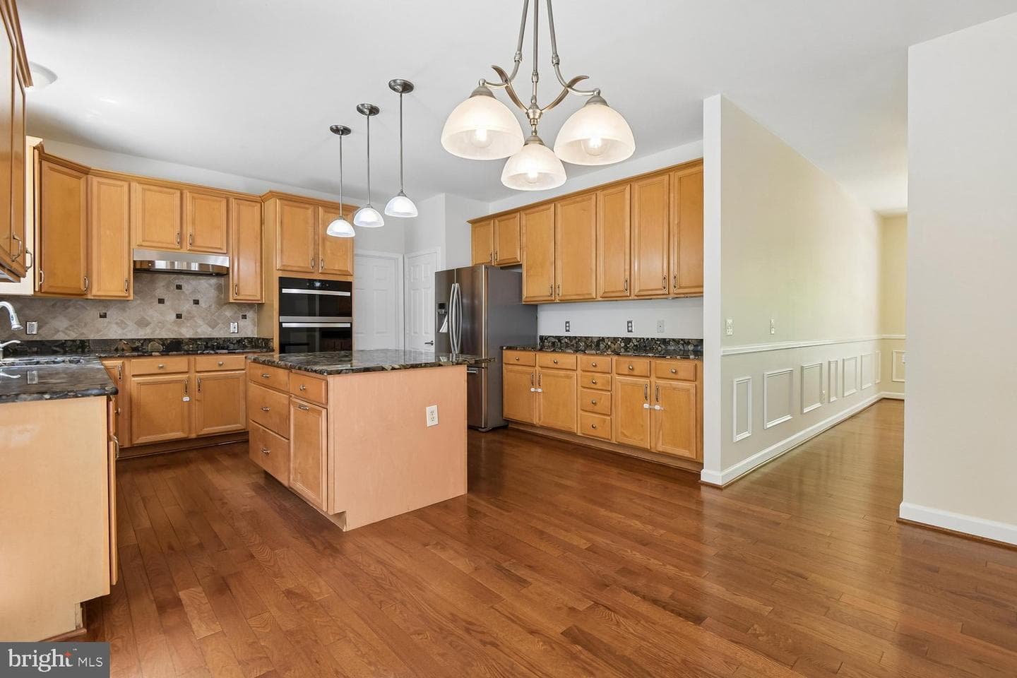 3225 Homewood Road photo 8